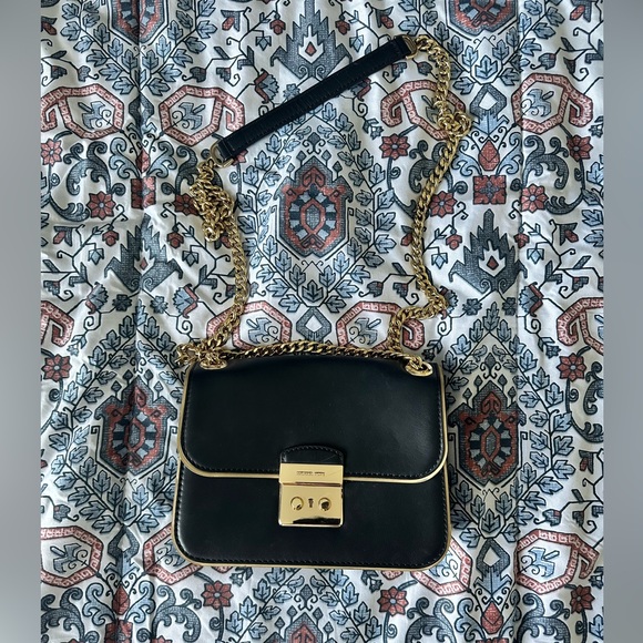 Michael Kors Black and Gold Sloan Editor- Adjustable Crossbody/Shoulder Bag - Picture 8 of 9